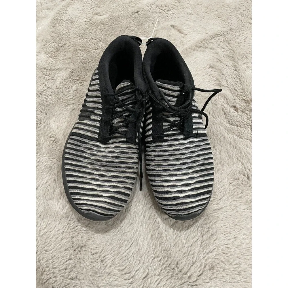 Nike Free RN Flyknit 2017 Black Gray Striped Running Shoes Women's 8 #844929-001